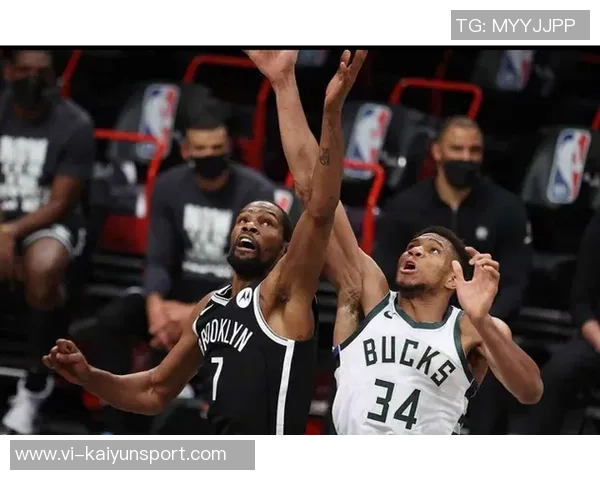 字母哥在勇士禁区如搅拌机般发威半场轻松砍下18分4板3助 字母哥在勇士禁区如搅拌机般发威半场轻松砍下18分4板3助