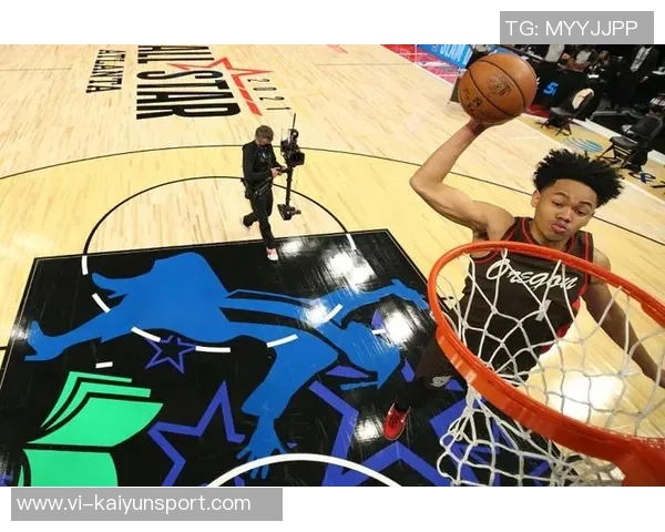 新援安芬尼西蒙斯首秀表现出色13投6中三分球命中率提升至29砍下18分3助攻 新援安芬尼西蒙斯首秀表现出色13投6中三分球命中率提升至29砍下18分3助攻