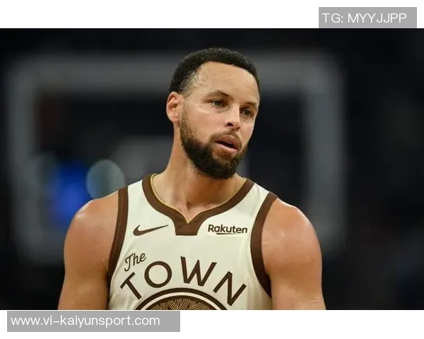 库里谈圣诞大战的重要性称参与其中是市场价值的象征与荣幸 库里谈圣诞大战的重要性称参与其中是市场价值的象征与荣幸